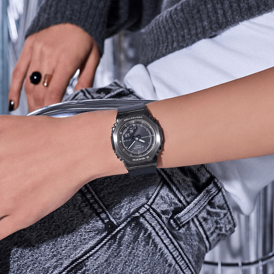 ЧАСОВНИК CASIO G-SHOCK GM-S2110B-8AER