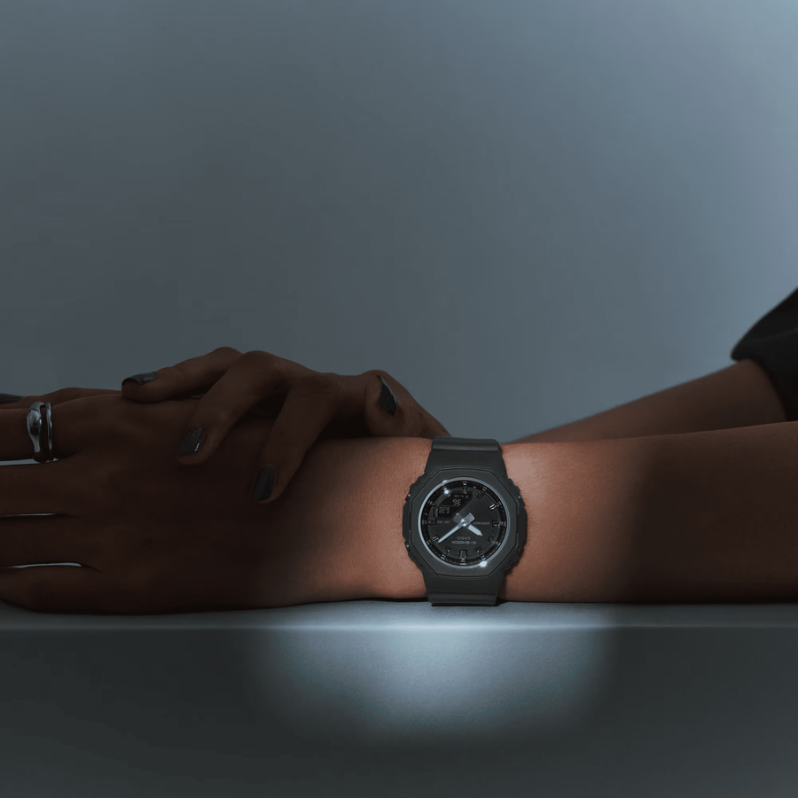 ЧАСОВНИК CASIO G-SHOCK GMA-P2110-1AER