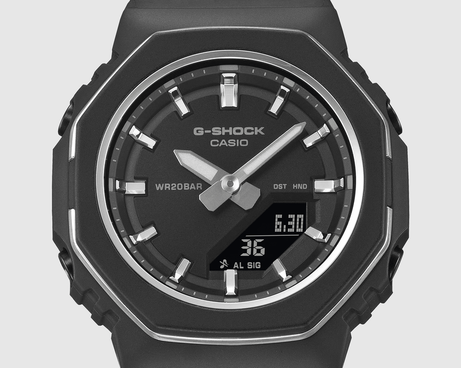 ЧАСОВНИК CASIO G-SHOCK GMA-P2110-1AER