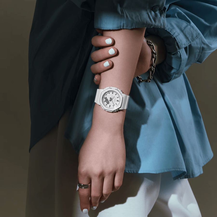 ЧАСОВНИК CASIO G-SHOCK GMA-P2110-7AER