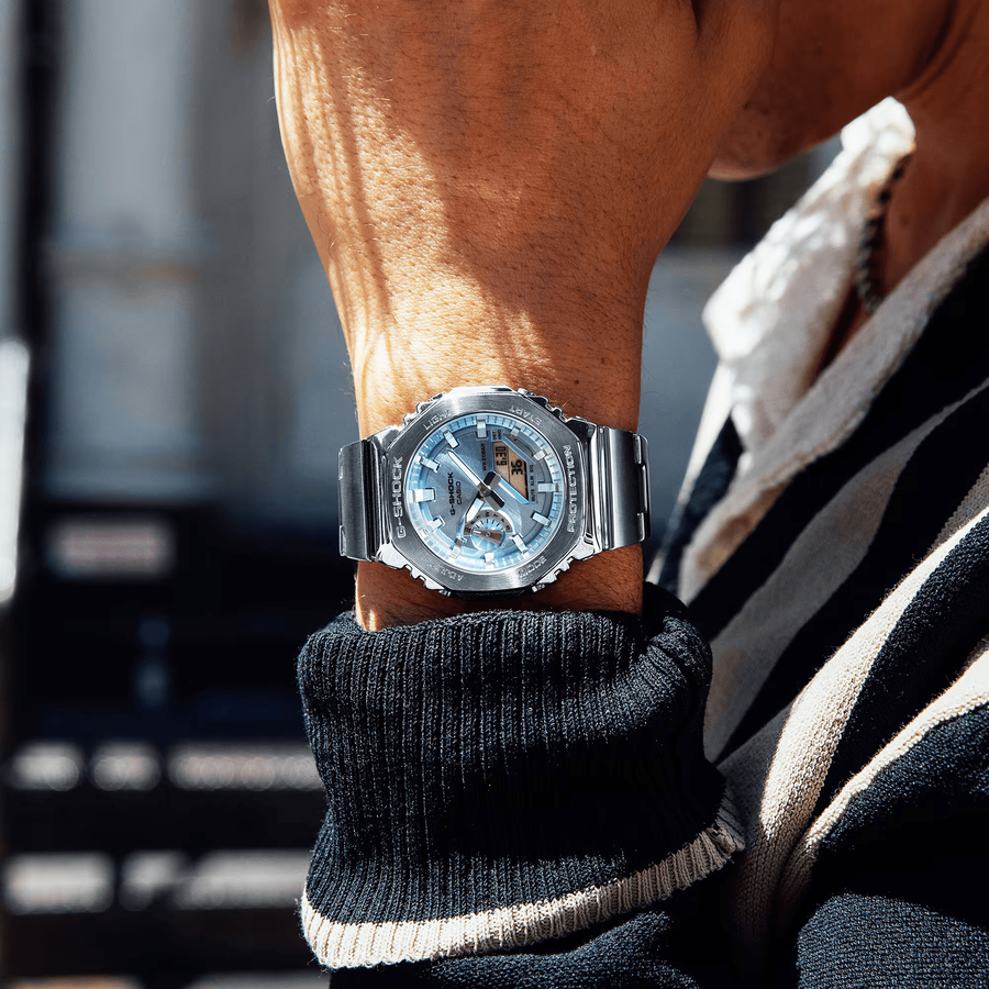 ЧАСОВНИК CASIO G-SHOCK GM-2110D-8AER