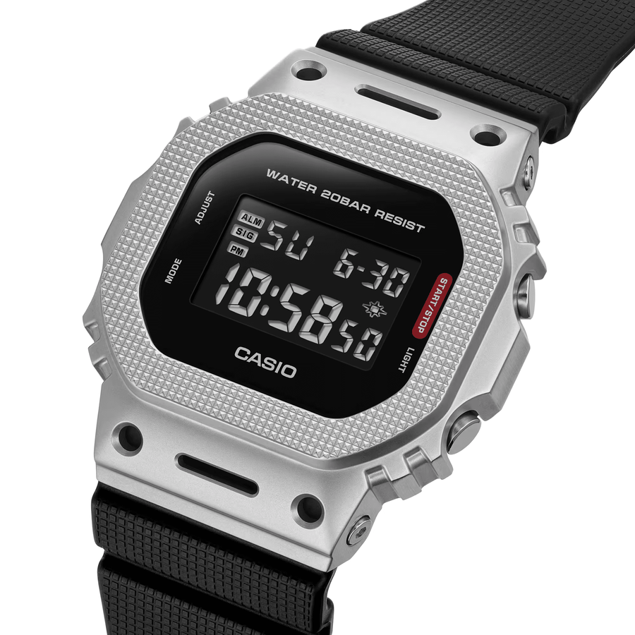 ЧАСОВНИК CASIO G-SHOCK GM-5600M-1ER