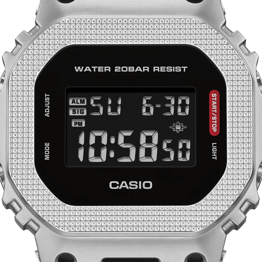 ЧАСОВНИК CASIO G-SHOCK GM-5600M-1ER