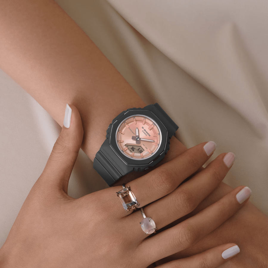 ЧАСОВНИК CASIO G-SHOCK GMA-P2110SC-4AER