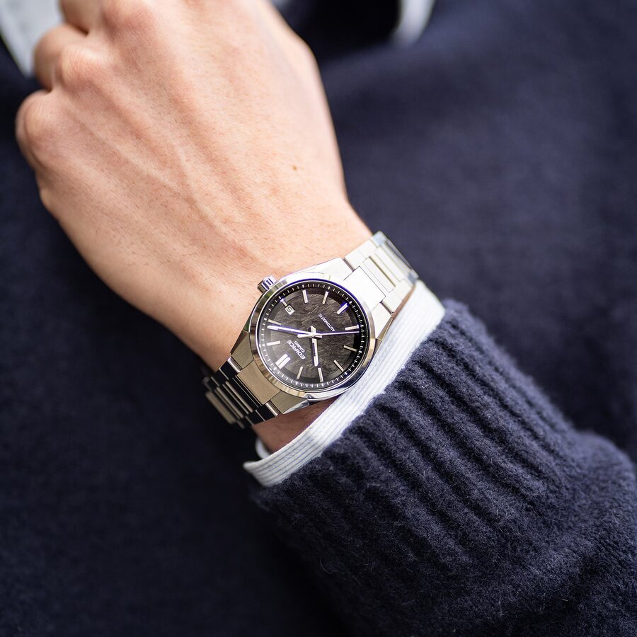 Часовник CASIO EDIFICE EFK-110D-1AER