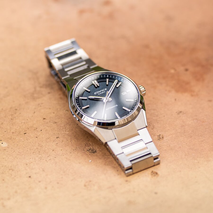 Часовник CASIO EDIFICE EFK-110D-2AER