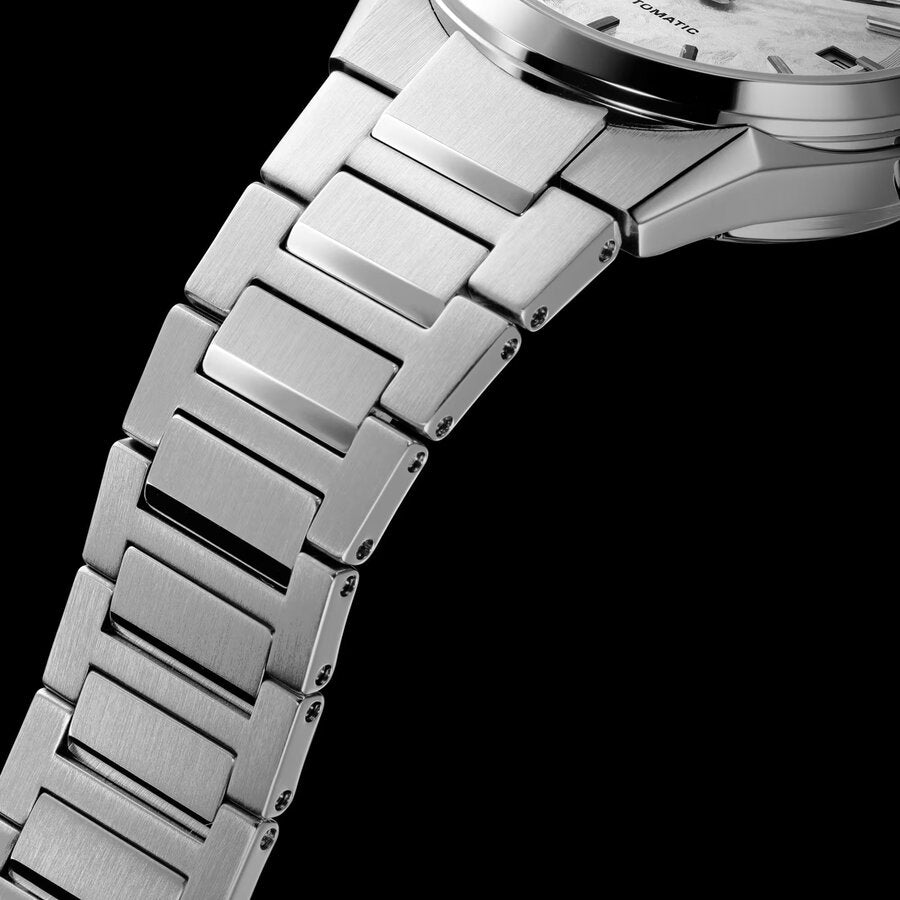 Часовник CASIO EDIFICE EFK-110D-7AER