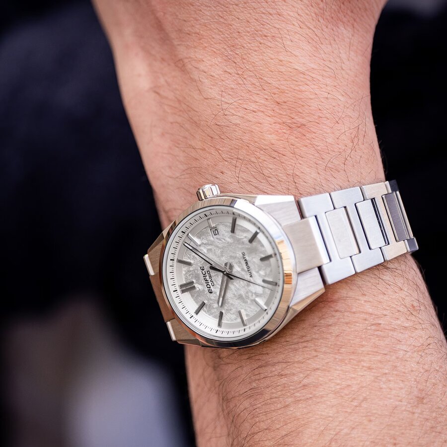 Часовник CASIO EDIFICE EFK-110D-7AER