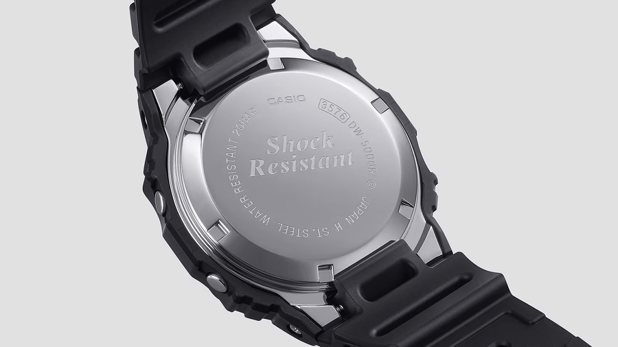 ЧАСОВНИК CASIO G-SHOCK DW-5000R-1AER