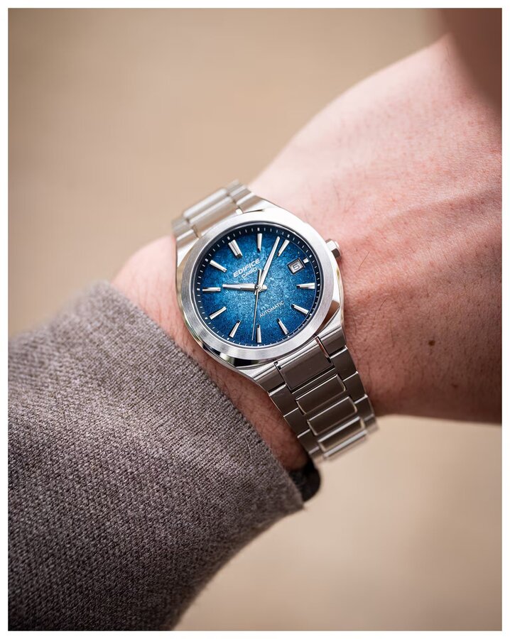 Часовник CASIO EDIFICE EFK-200D-2AER