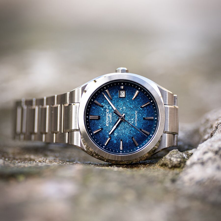 Часовник CASIO EDIFICE EFK-200D-2AER
