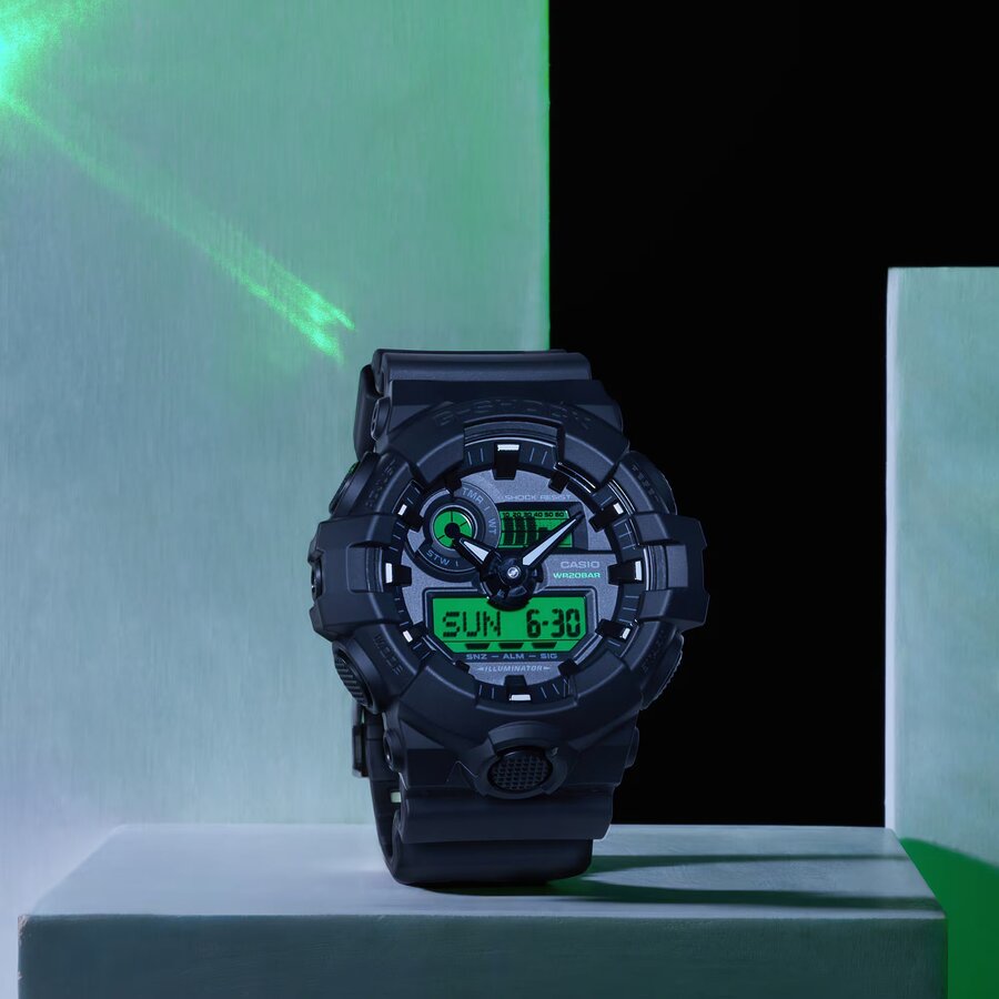 ЧАСОВНИК CASIO G-SHOCK GA-700BEG-1AER