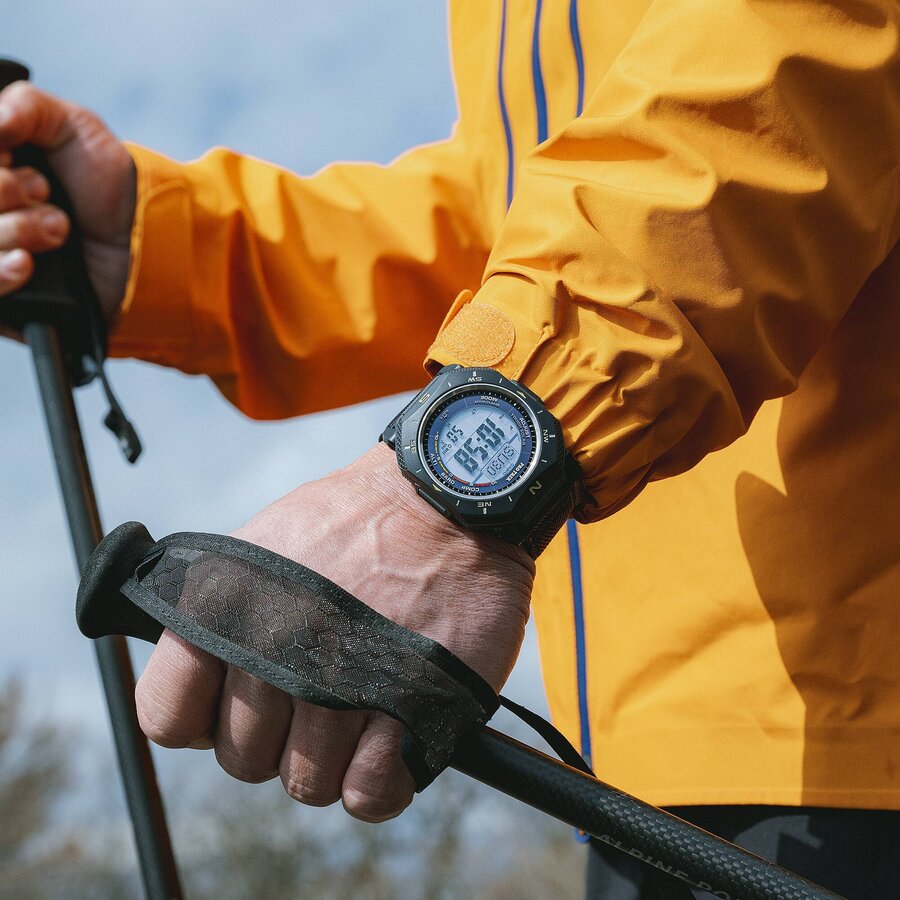 Часовник CASIO PRO TREK PRG-69B-1ER