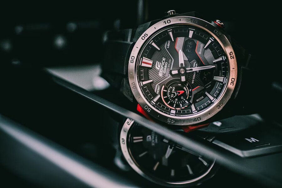 Часовник CASIO EDIFICE ECB-2200P-1AEF