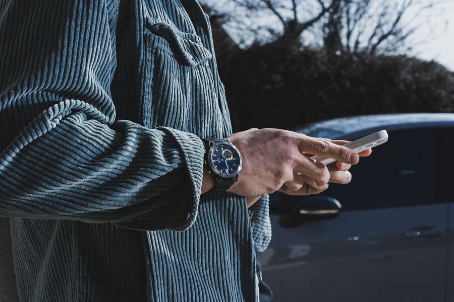 Часовник CASIO EDIFICE ECB-40DC-1AEF