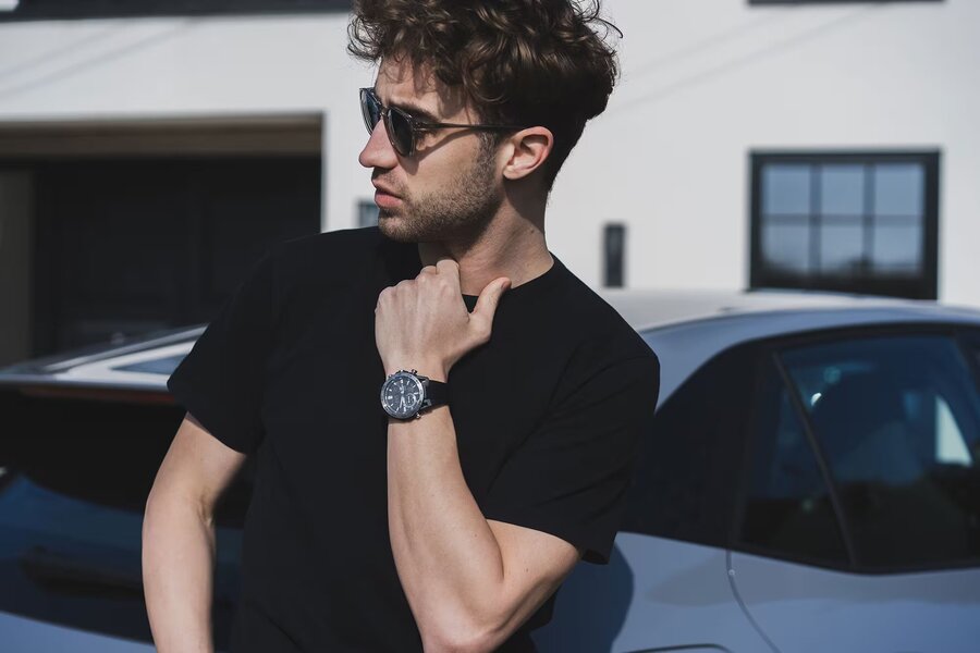 Часовник CASIO EDIFICE ECB-40P-1AEF