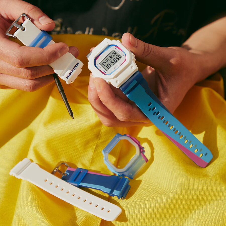 ЧАСОВНИК CASIO G-SHOCK DWE-5600PR-2ER