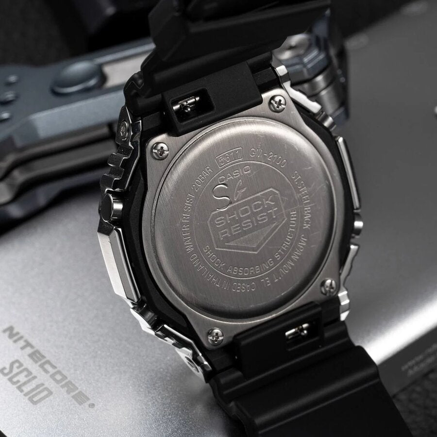 ЧАСОВНИК CASIO G-SHOCK GM-2100-1AER