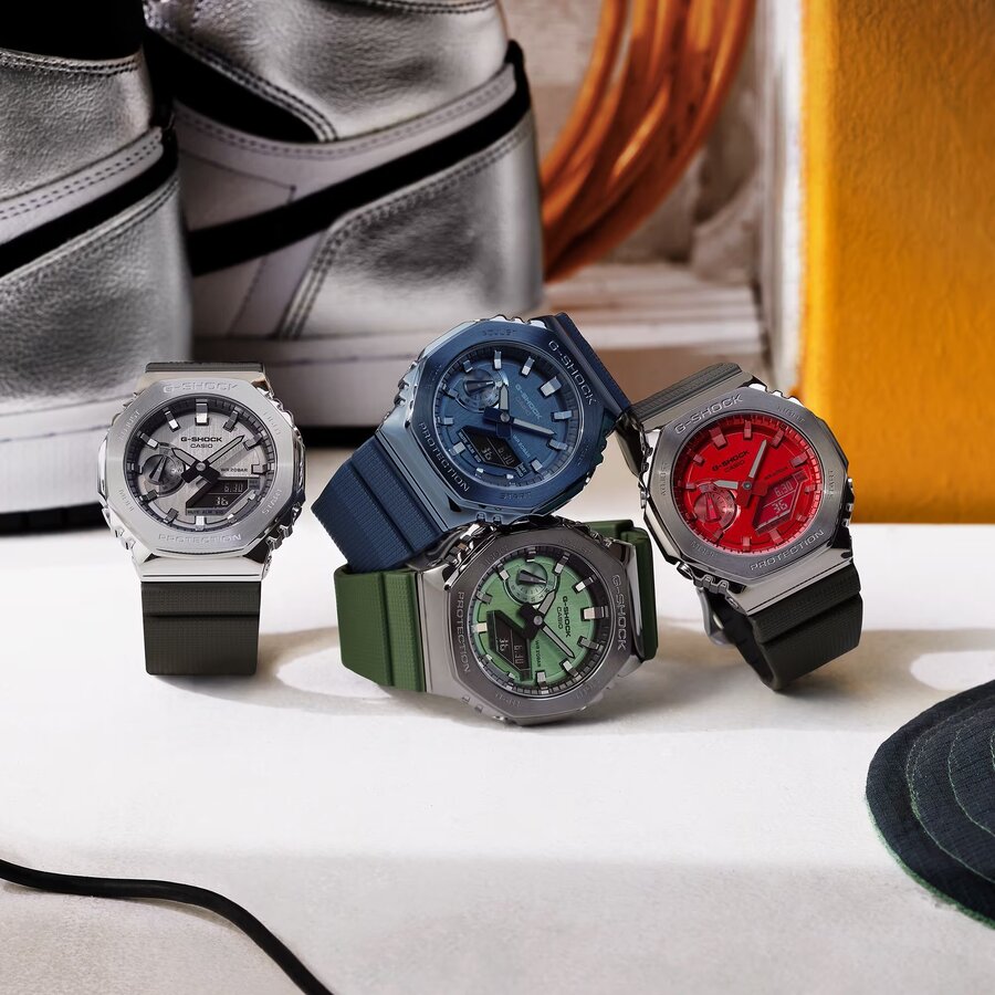 ЧАСОВНИК CASIO G-SHOCK GM-2100B-3AER