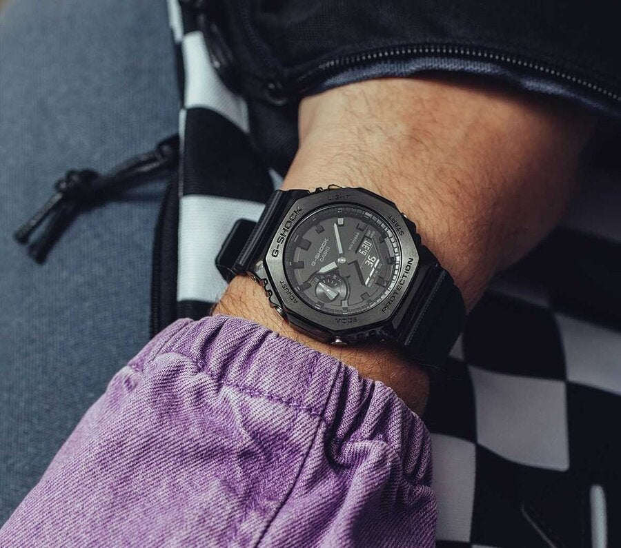 ЧАСОВНИК CASIO G-SHOCK GM-2100BB-1AER