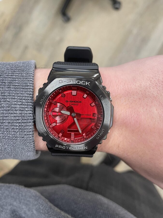 ЧАСОВНИК CASIO G-SHOCK GM-2100B-4AER