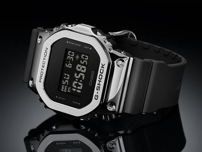 ЧАСОВНИК CASIO G-SHOCK GM-5600-1ER