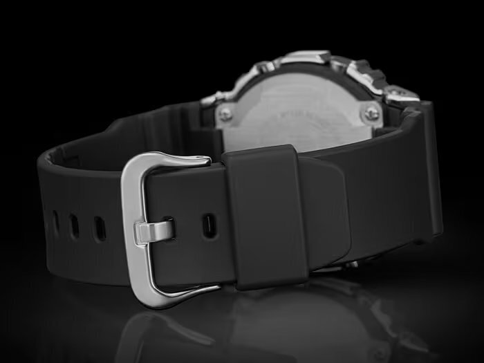 ЧАСОВНИК CASIO G-SHOCK GM-5600-1ER