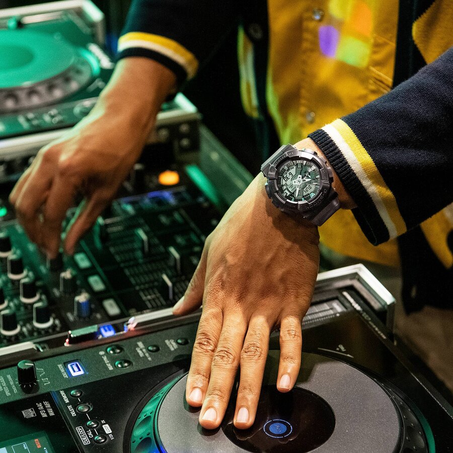 ЧАСОВНИК CASIO G-SHOCK GM-110MF-1AER