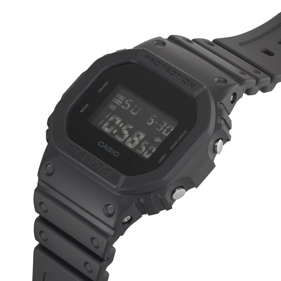 ЧАСОВНИК CASIO G-SHOCK DW-5600UBB-1ER