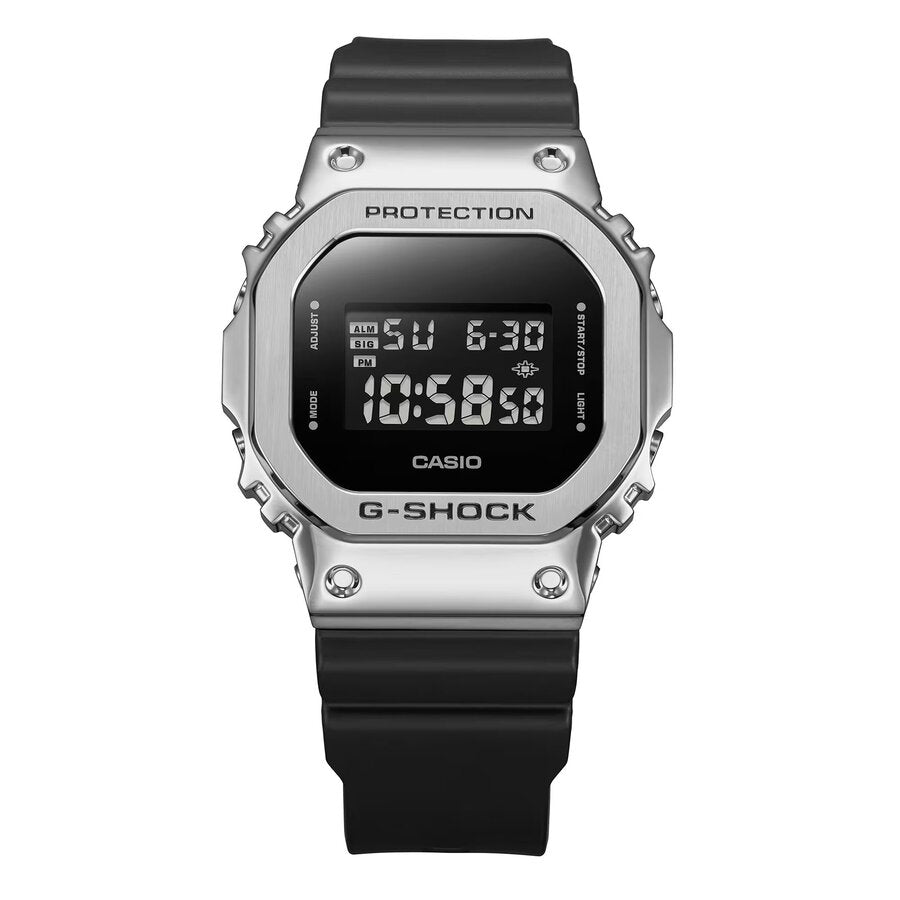 ЧАСОВНИК CASIO G-SHOCK GM-5600U-1ER
