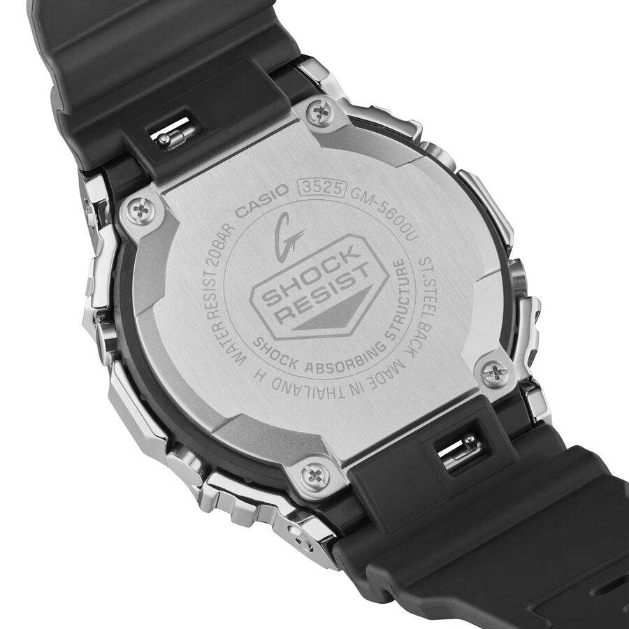 ЧАСОВНИК CASIO G-SHOCK GM-5600U-1ER