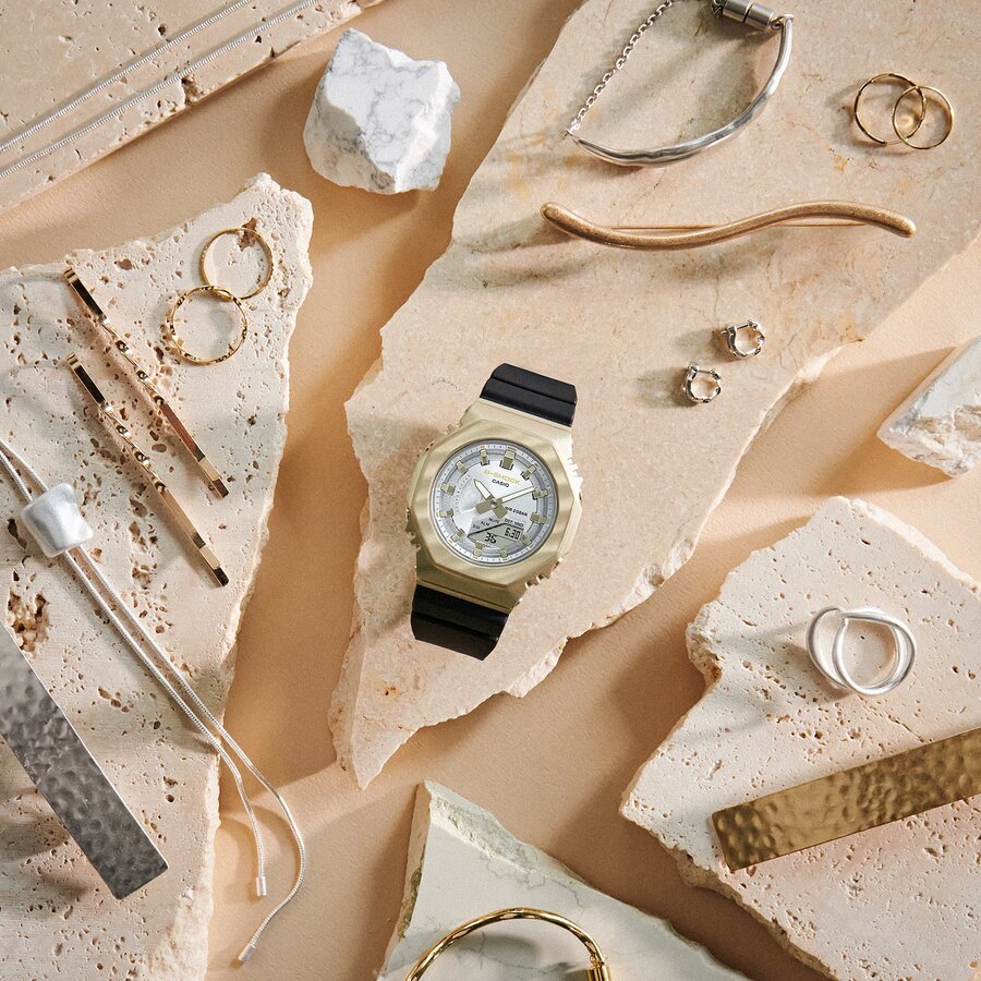 ЧАСОВНИК CASIO G-SHOCK GM-S2100BC-1AER