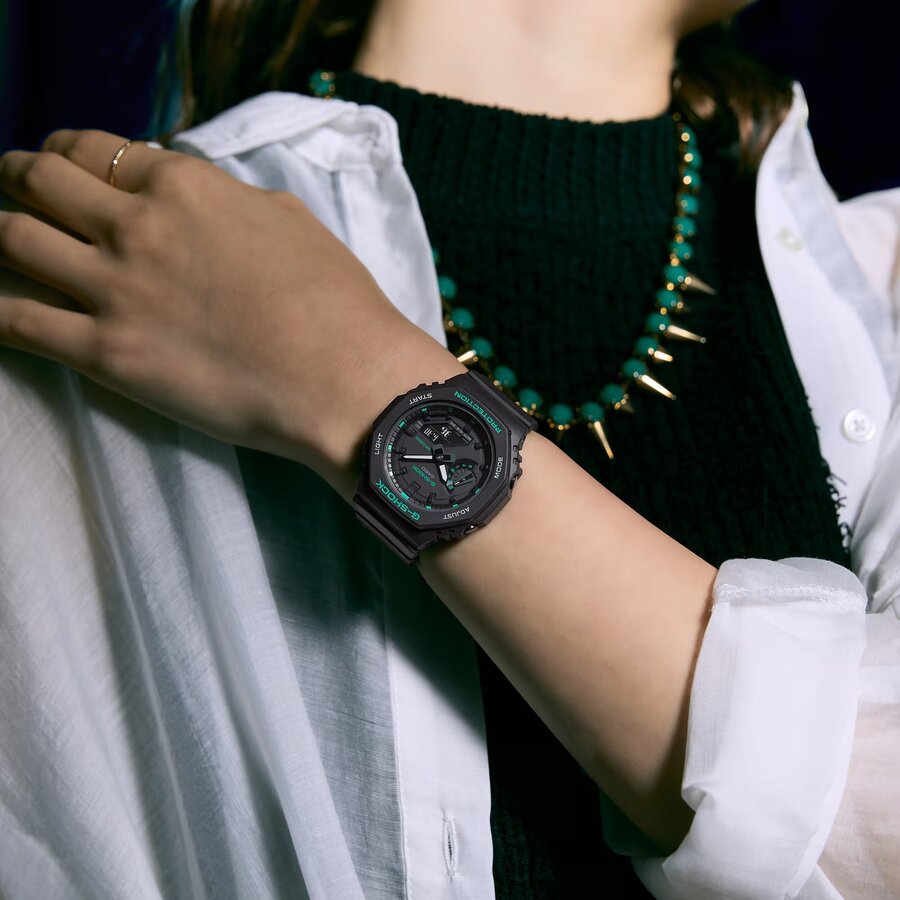 ЧАСОВНИК CASIO G-SHOCK GMA-S2100GA-1AER