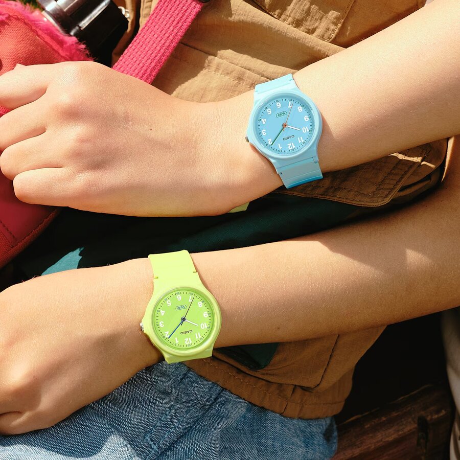 Часовник CASIO LQ-24B-3BEF