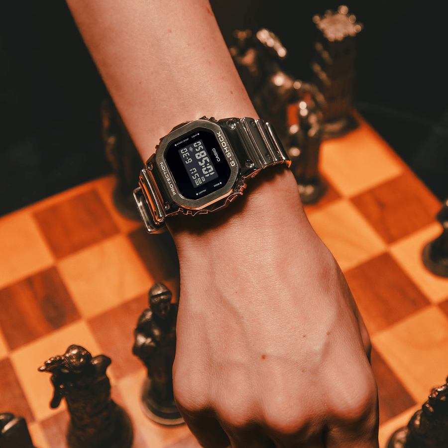 ЧАСОВНИК CASIO G-SHOCK GM-5600YM-8ER