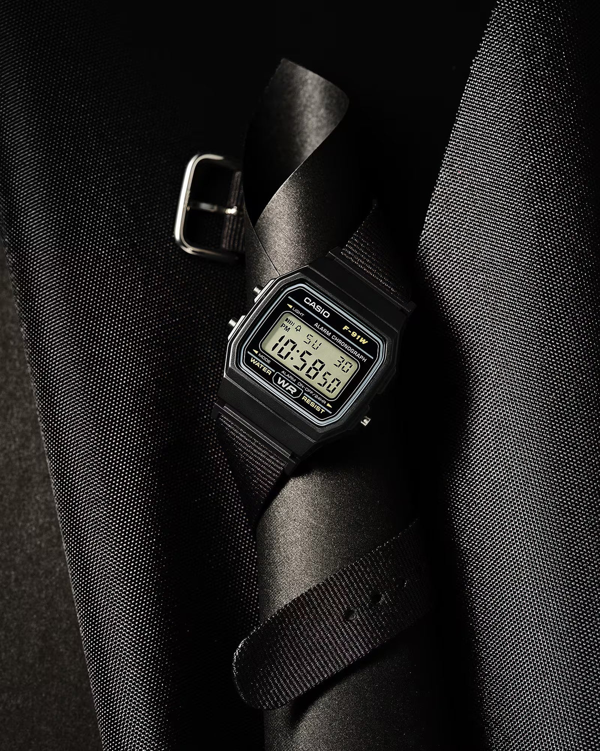Часовник CASIO F-91WF-1AEF